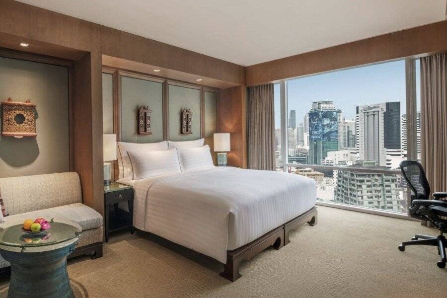 Conrad Bangkok hotel bedroom,ocean view