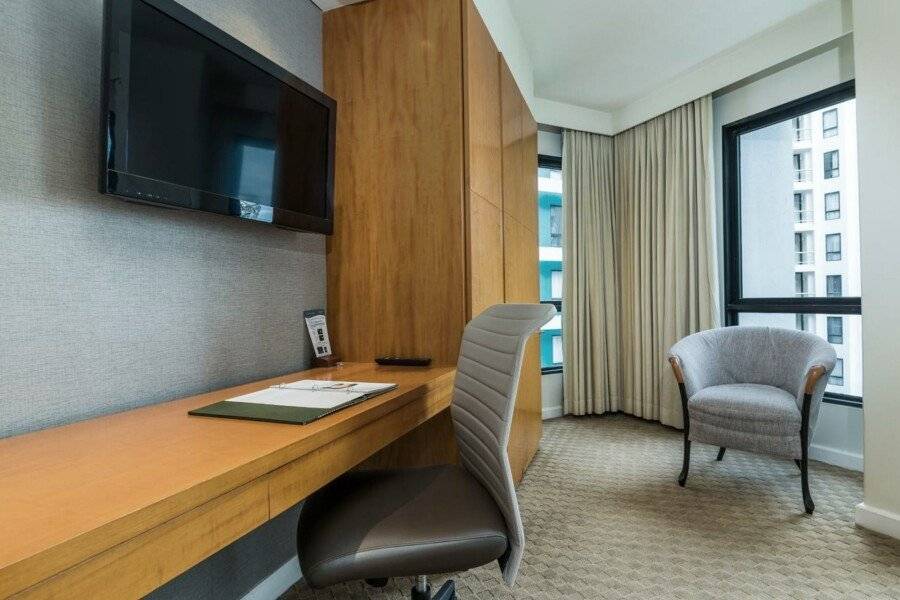 Chatrium Residence Sathon Bangkok hotel bedroom