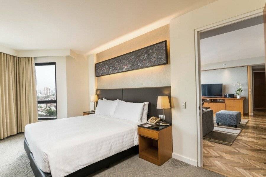 Chatrium Residence Sathon Bangkok hotel bedroom