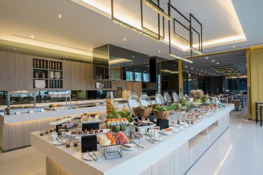 Chatrium Residence Sathon Bangkok restaurant, breakfast