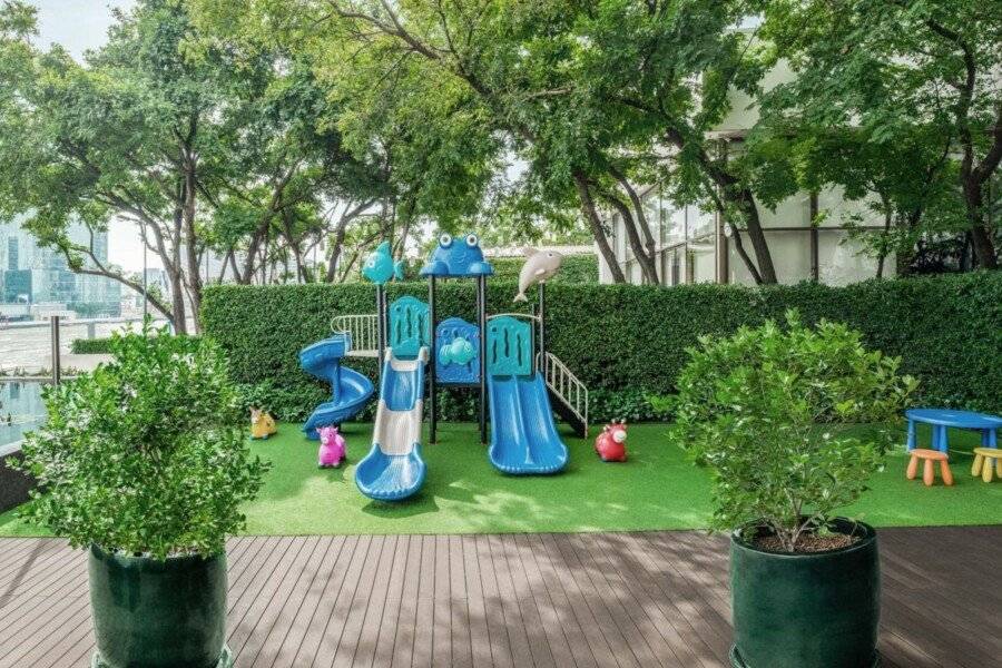 Millennium Hilton kids play area,garden