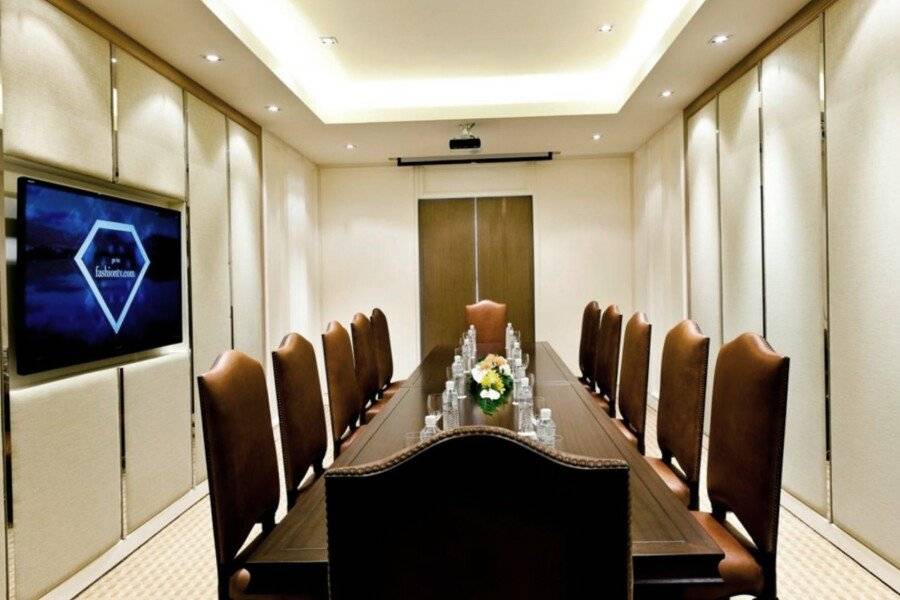 Royal Princess Larn Luang - SHA Extra Plus conference room,meeting room