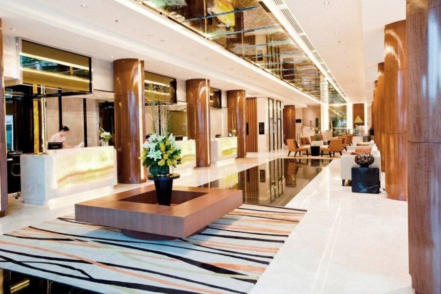 Royal Princess Larn Luang - SHA Extra Plus lobby