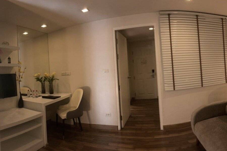 I Residence Hotel Sathorn - SHA Plus hotel bedroom