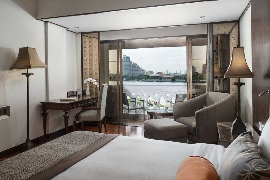 Anantara Riverside Resort hotel bedroom,ocean view