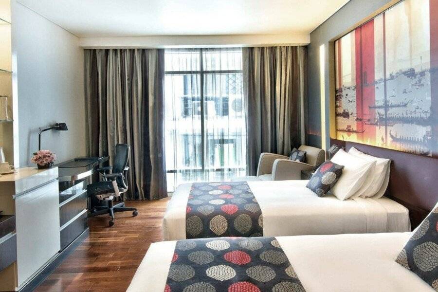 Park Plaza Soi 18 hotel bedroom