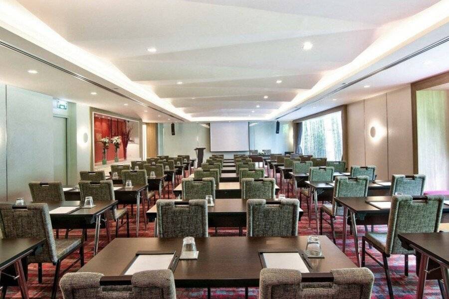 Park Plaza Soi 18 conference room,meeting room