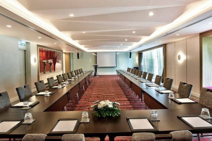 Park Plaza Soi 18 conference room,meeting room