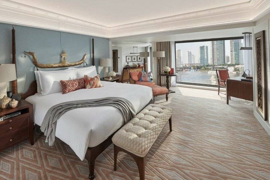 Mandarin Oriental, Bangkok hotel bedroom,ocean view