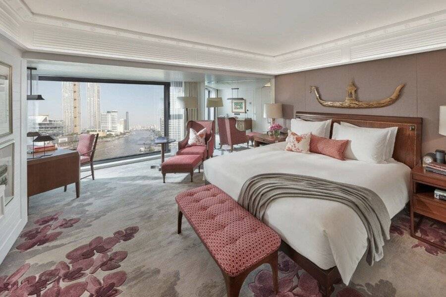 Mandarin Oriental, Bangkok hotel bedroom,ocean view