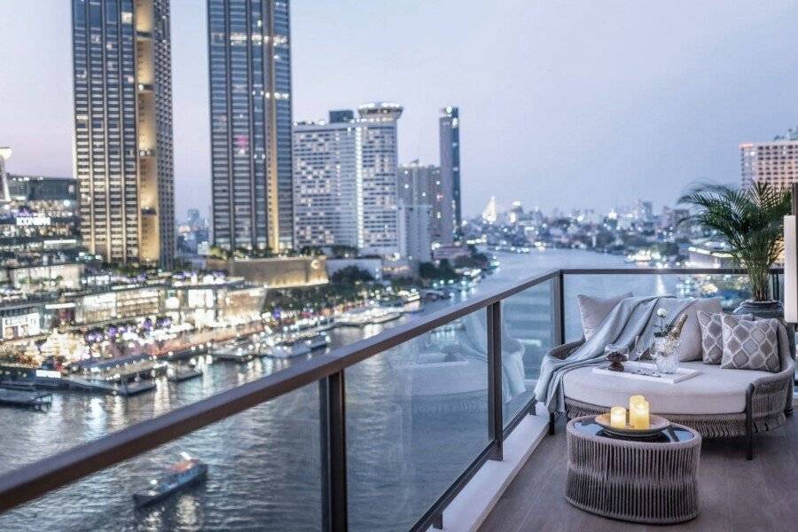 Mandarin Oriental, Bangkok balcony,ocean view