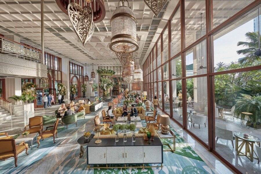 Mandarin Oriental, Bangkok lobby