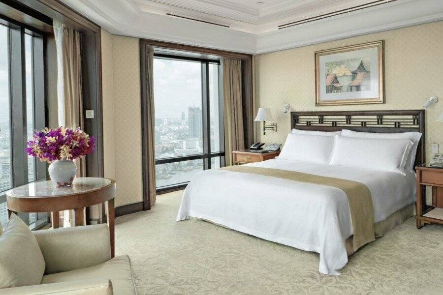 The Peninsula hotel bedroom,city view