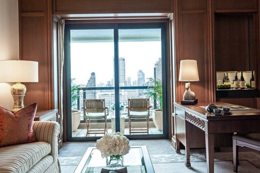 The Peninsula hotel bedroom,balcony,ocean view