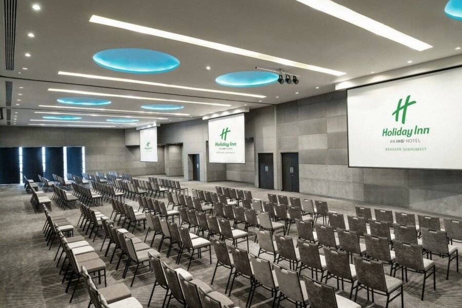 Holiday Inn Sukhumvit, an IHG Hotel conference room,meeting room