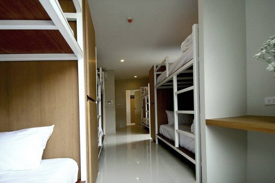 CHERN hotel bedroom