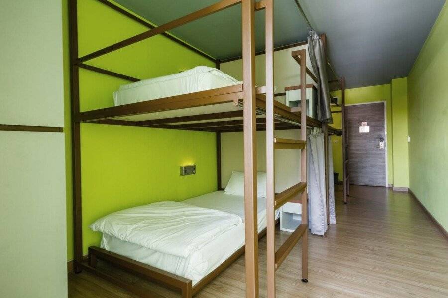 Siamaze Hostel hotel bedroom