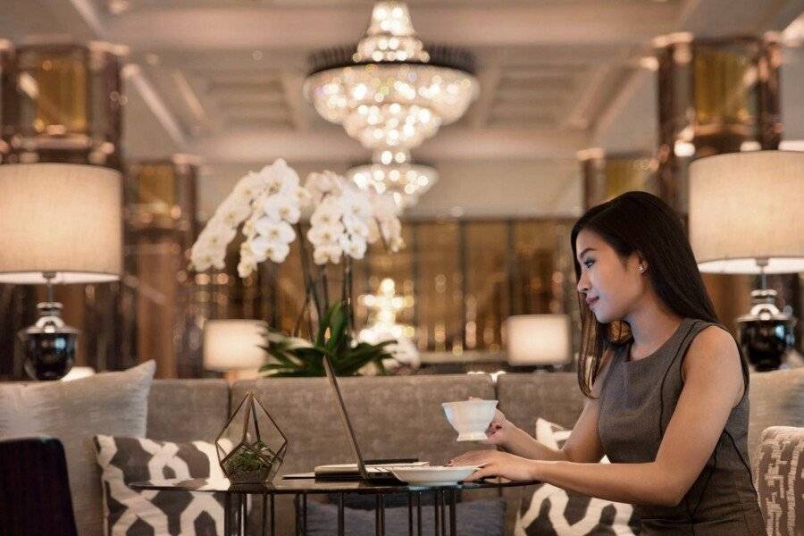 Bangkok Marriott Marquis Queens Park lobby