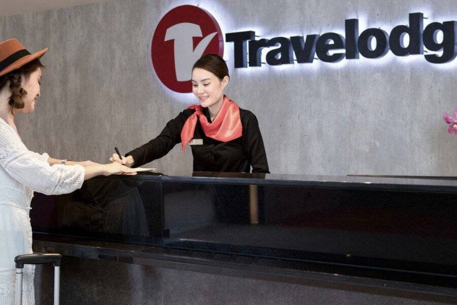 Travelodge Sukhumvit 11 front desk