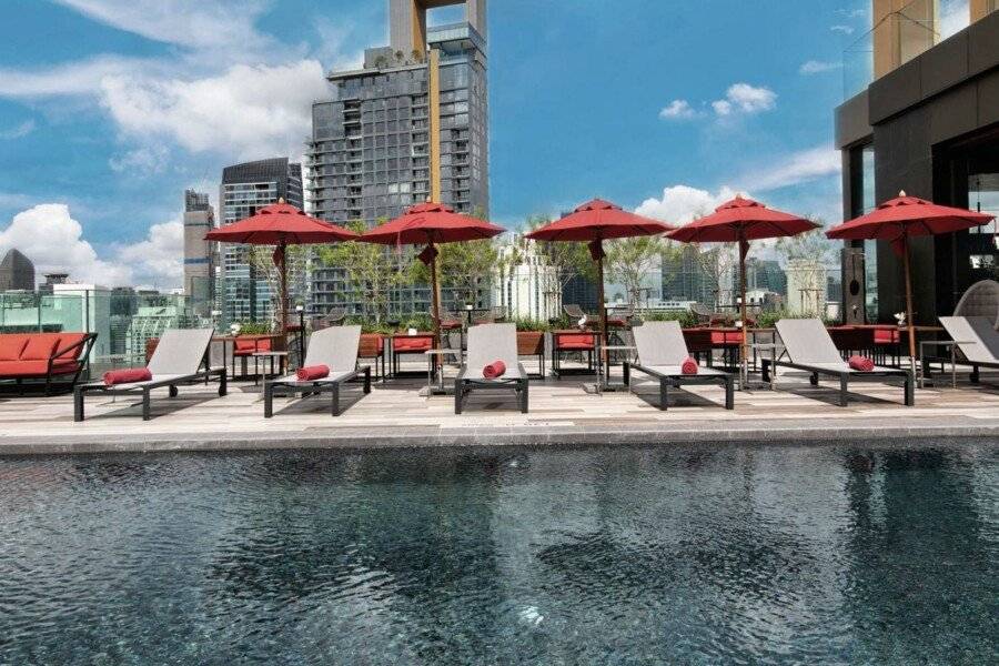 ibis Styles Sukhumvit 4 rooftop pool,outdoor pool