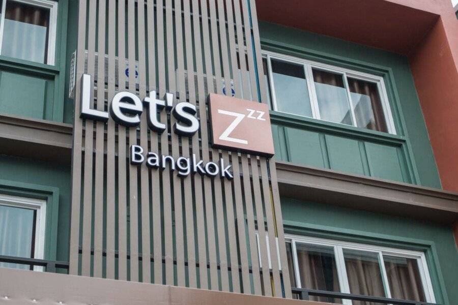 Let's Zzz Bangkok facade