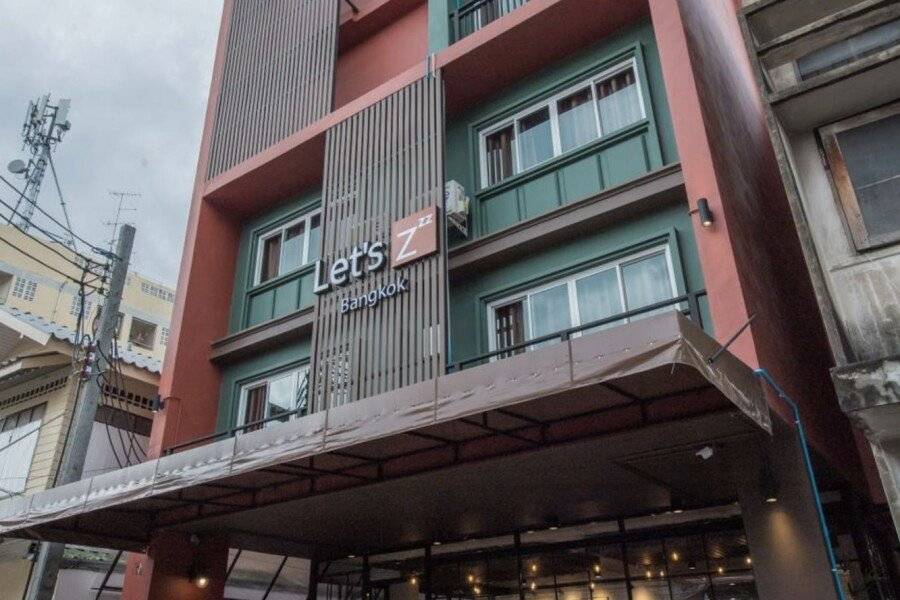 Let's Zzz Bangkok facade