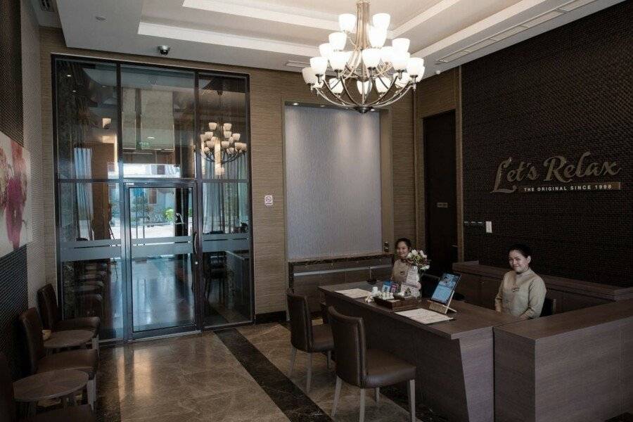 The Berkeley Hotel Pratunam - SHA Extra Plus lobby,front desk,