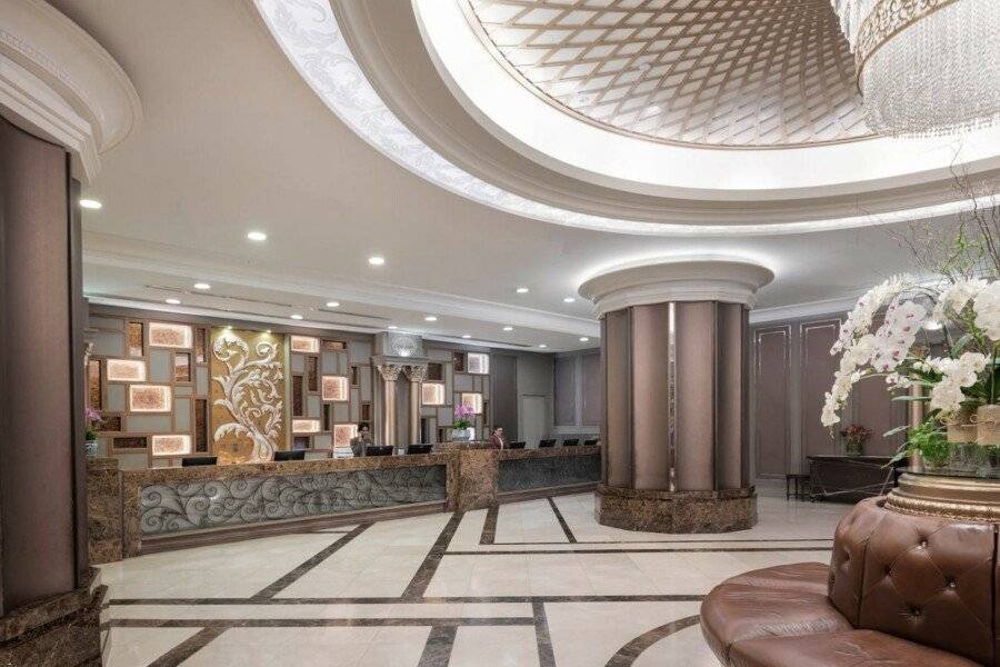 The Berkeley Hotel Pratunam - SHA Extra Plus lobby,front desk,