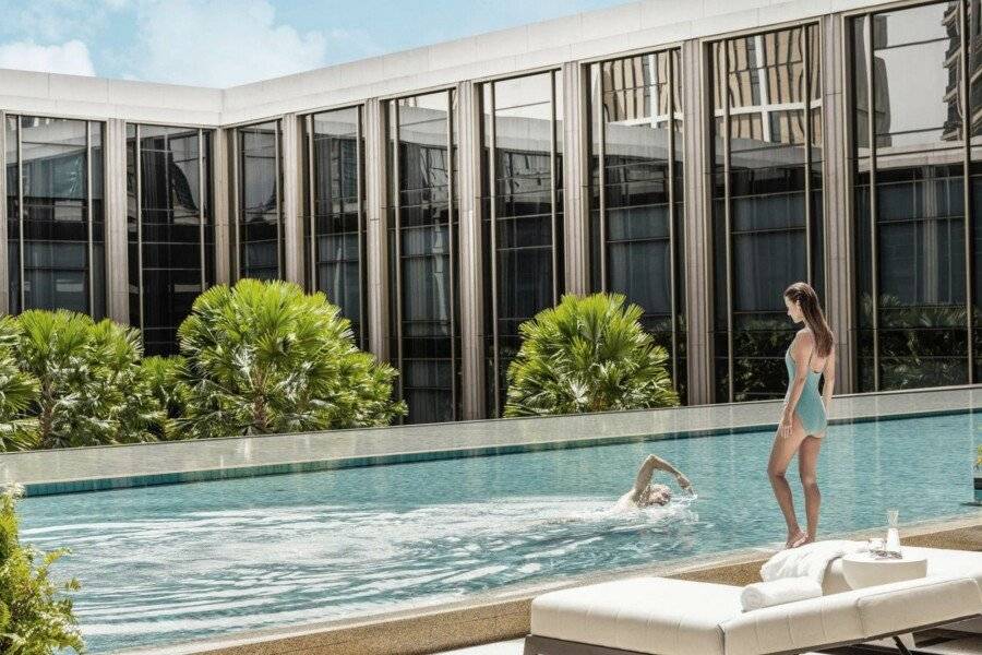 Four Seasons Hotel Bangkok at Chao Phraya River infinity pool,outdoor pool,spa