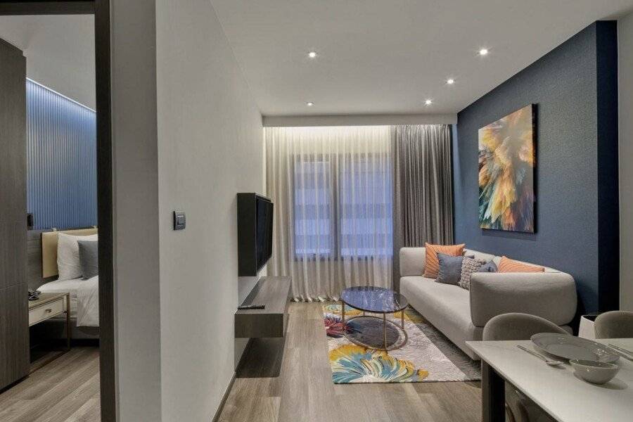 Sindhorn Midtown Hotel hotel bedroom