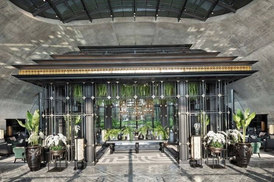 Sindhorn Kempinski Hotel lobby,hotel facade