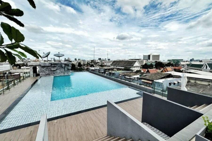 Ayathorn Bangkok rooftop pool