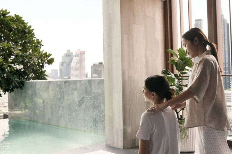 dusitD2 Samyan Bangkok spa