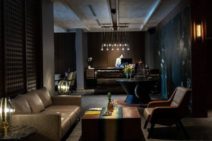 Ten Six Hundred, Chao Phraya by Preference lobby