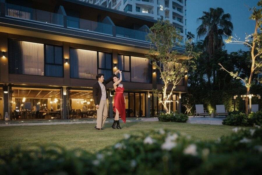Ten Six Hundred, Chao Phraya by Preference 