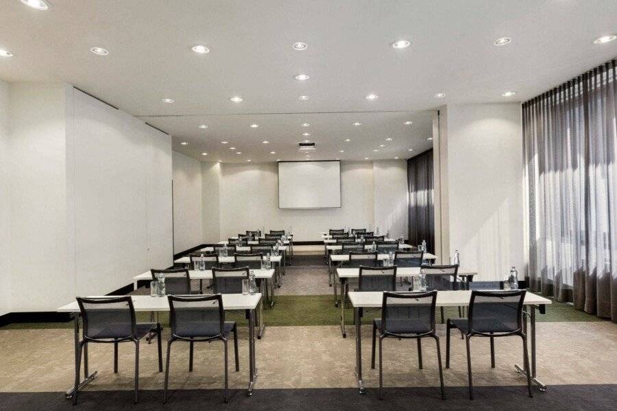 Vienna House by Wyndham Diplomat conference room,meeting room