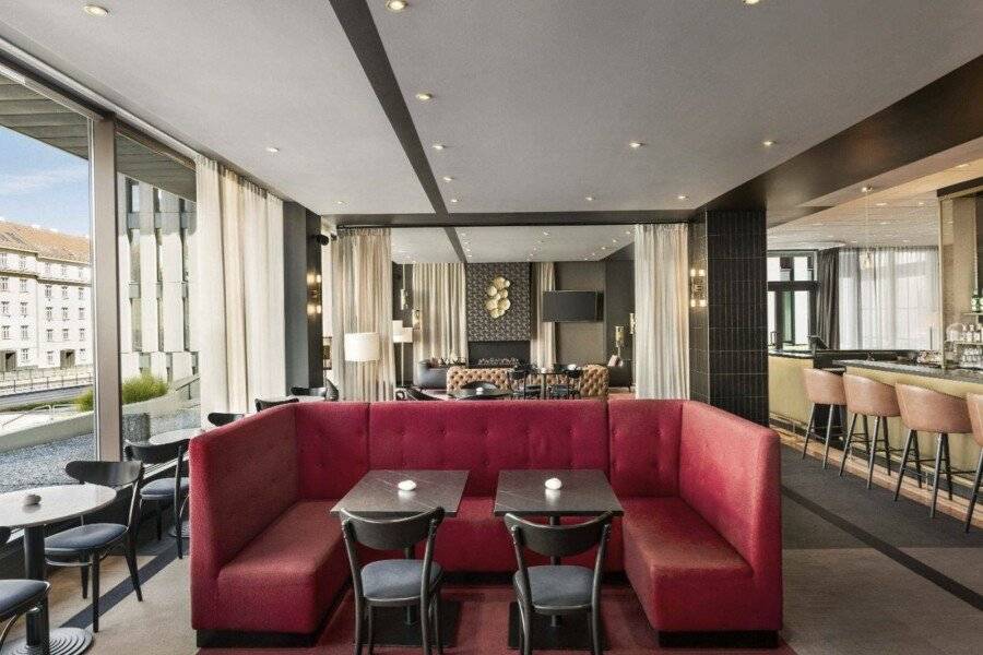 Vienna House by Wyndham Diplomat lobby, restaurant, bar