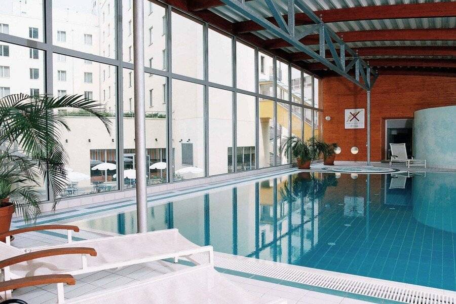 Novotel Praha Wenceslas Square indoor pool,spa