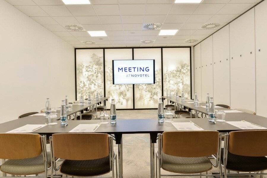 Novotel Praha Wenceslas Square meeting room