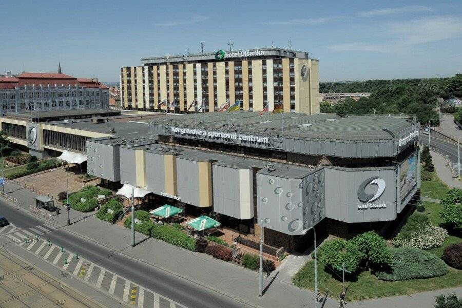 Congress & Wellness Hotel Olsanka facade