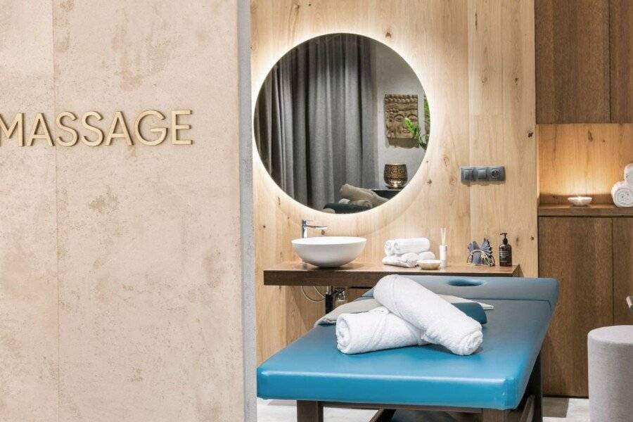 Mosaic House Design Hotel spa