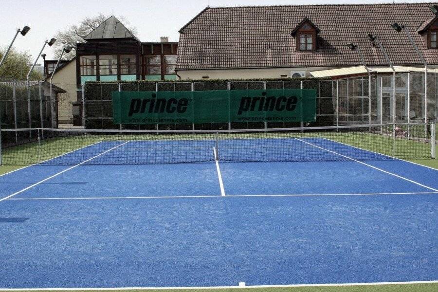 Hotel Baroko ,tennis