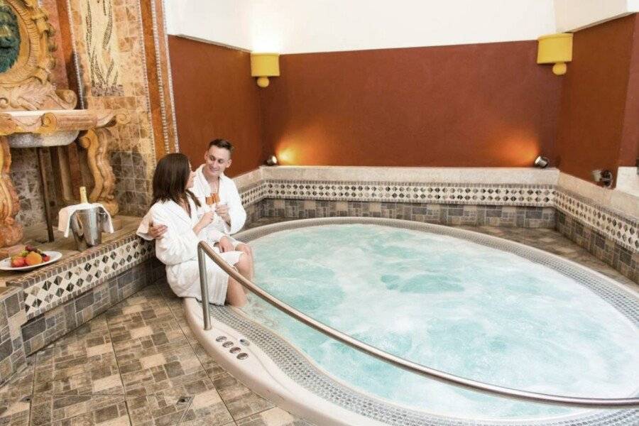 Hoffmeister Depandance jacuzzi,spa