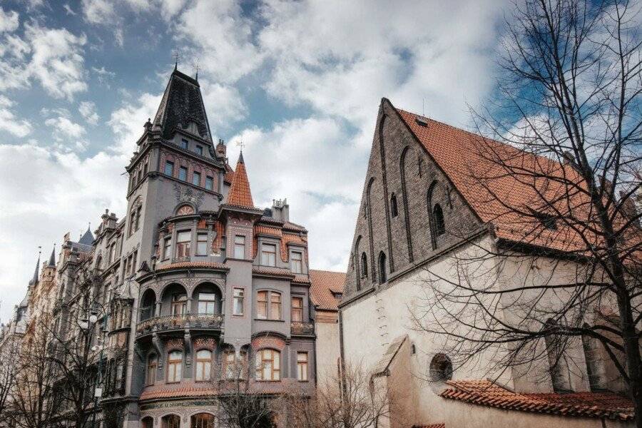 Andaz Prague facade