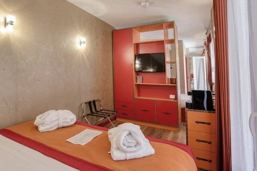 Nice Excelsior Centre ville by HappyCulture hotel bedroom