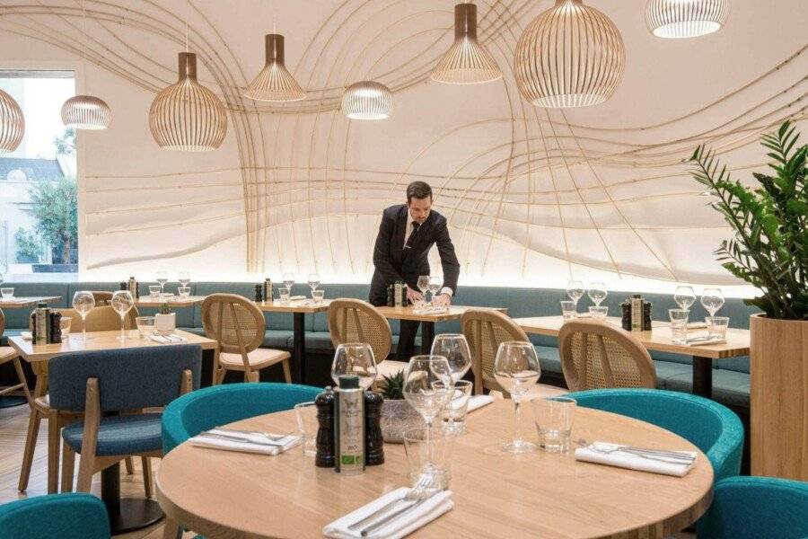 Novotel Nice Arenas Aeroport restaurant
