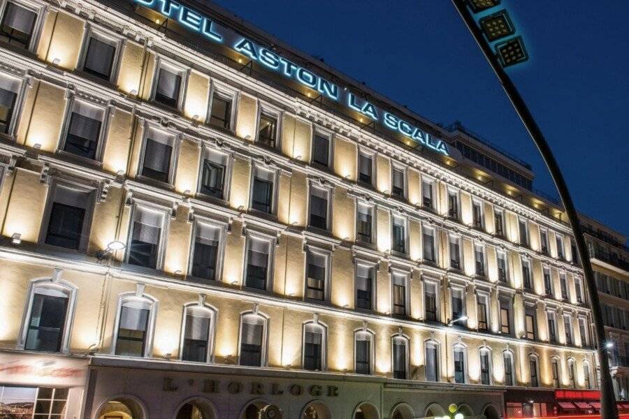 Hotel Aston La Scala facade