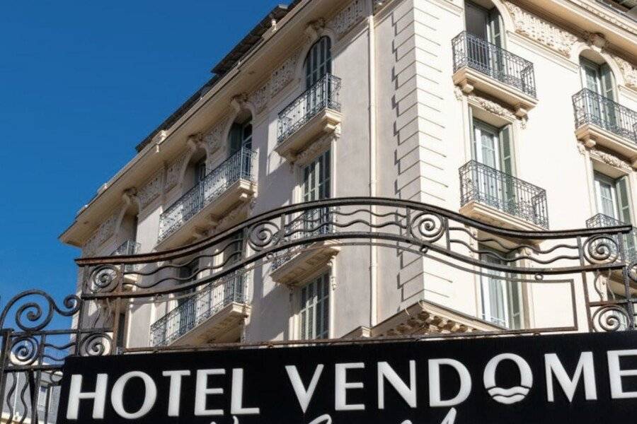 Hôtel Vendôme facade