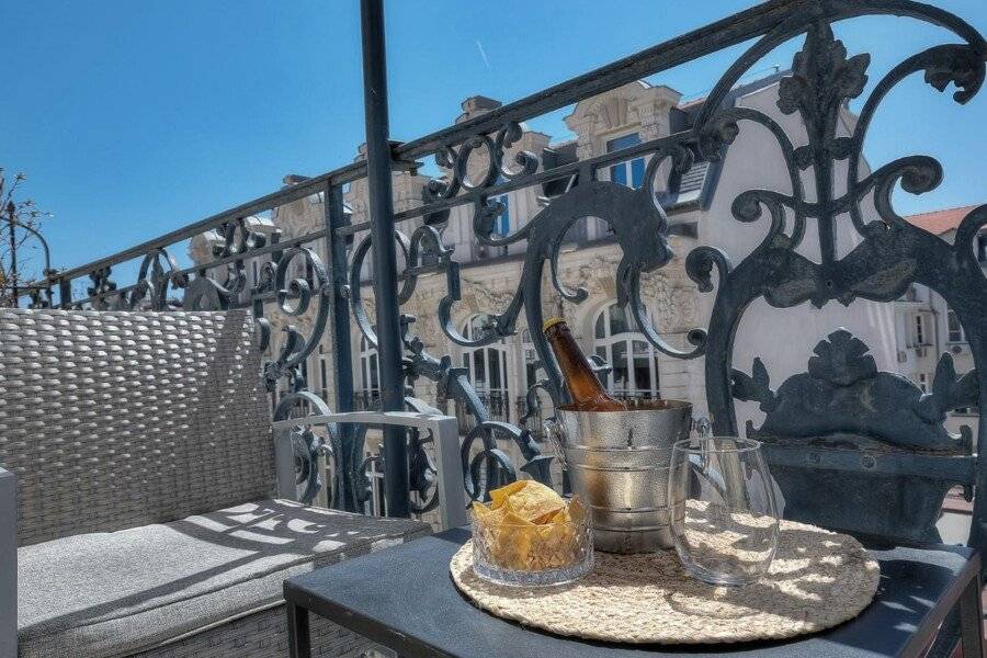 Maison Lamartine - Nice balcony