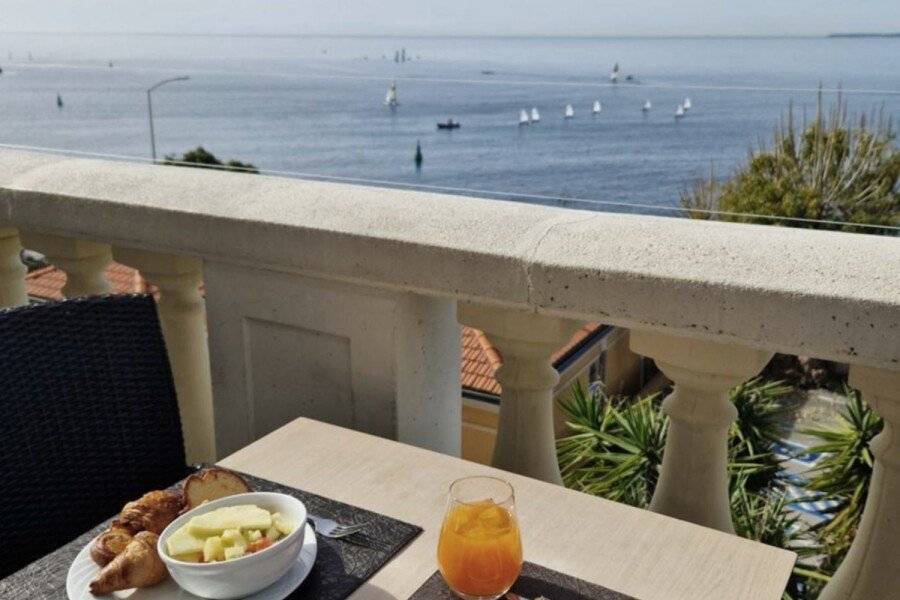 Hotel Le Saint Paul ocean view,breakfast